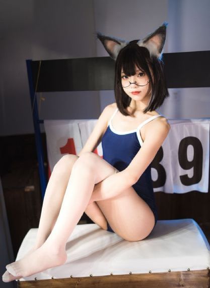 欧美a级suv大全免费看_高清电影大全在线