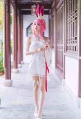年轻漂亮的少妇中文字幕_在线影院观看